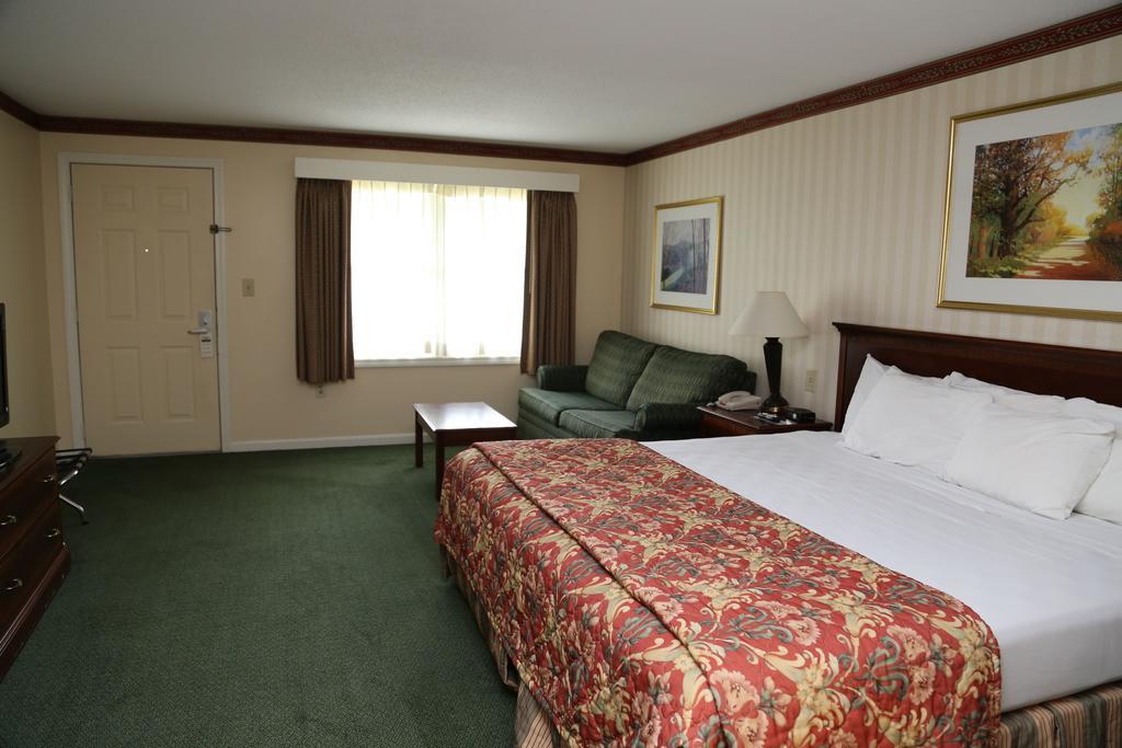 סנט ג'ונסבורי Fairbanks Inn מראה חיצוני תמונה