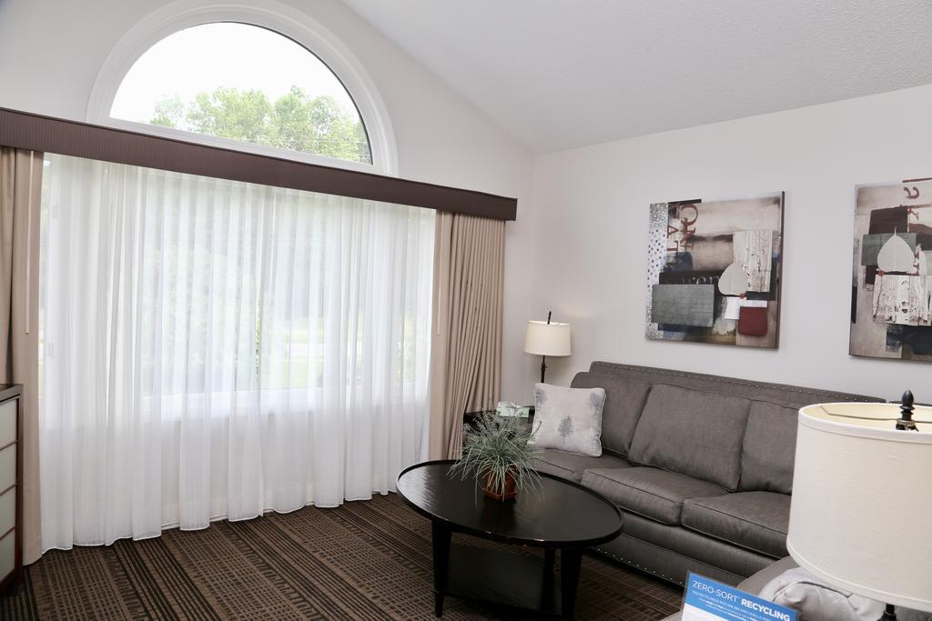 סנט ג'ונסבורי Fairbanks Inn מראה חיצוני תמונה